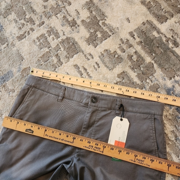 NWT Hawker Rye Stitch Fix essential wash chino short grey granite. Men's 36. - Picture 13 of 16